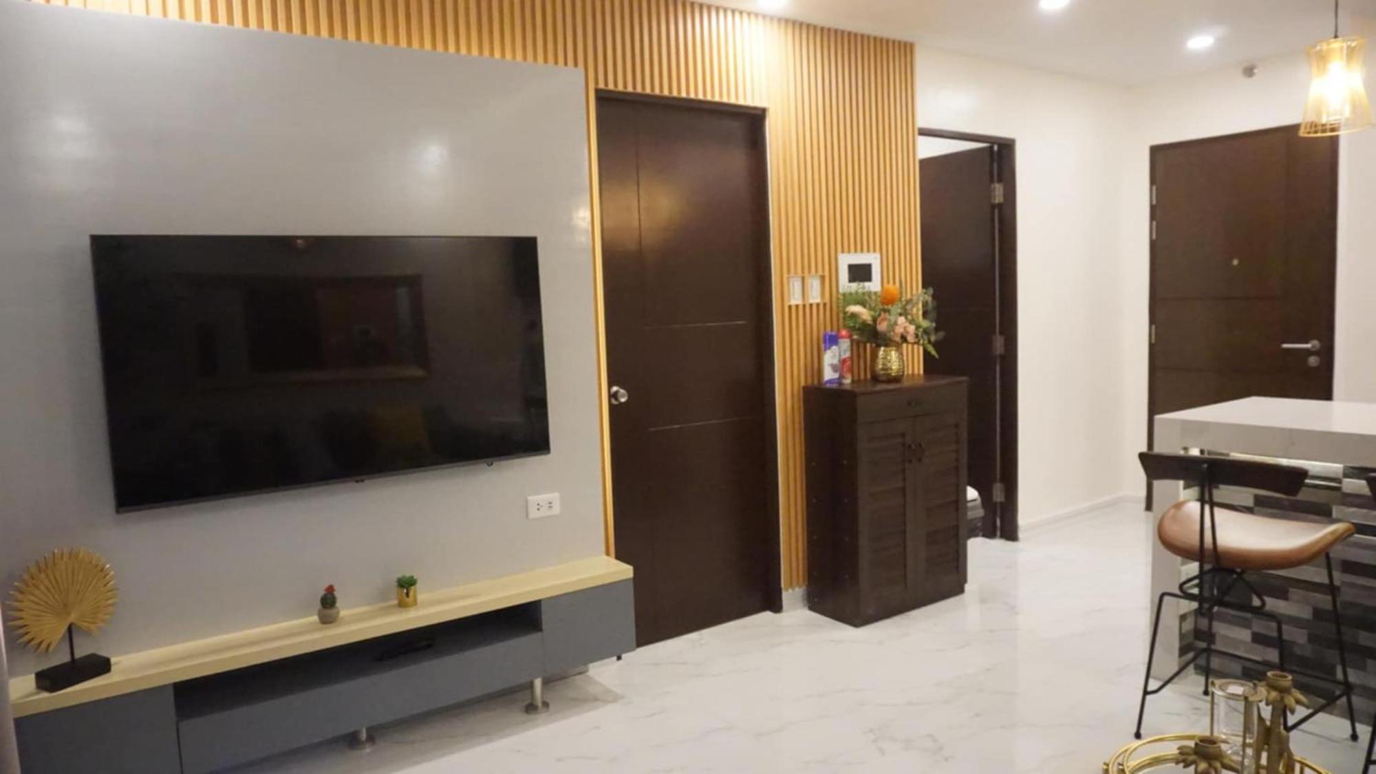 Deluxe Condo 2 Bedroom, 7Th Floor Room Bc In One Madison Tower 3, Megaworld Boulevard, Mandurriao Iloilo City, Philippines מראה חיצוני תמונה