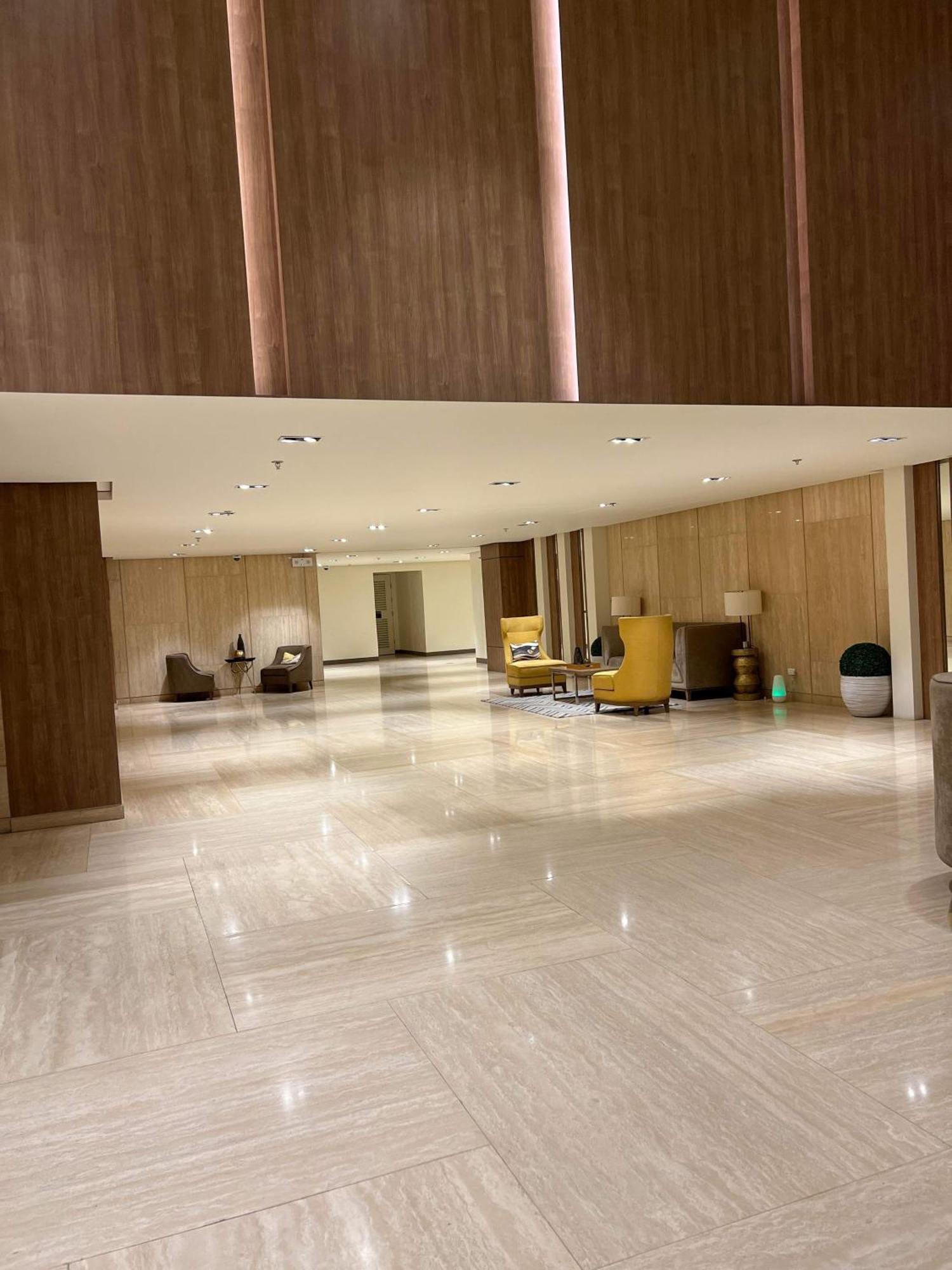 Deluxe Condo 2 Bedroom, 7Th Floor Room Bc In One Madison Tower 3, Megaworld Boulevard, Mandurriao Iloilo City, Philippines מראה חיצוני תמונה
