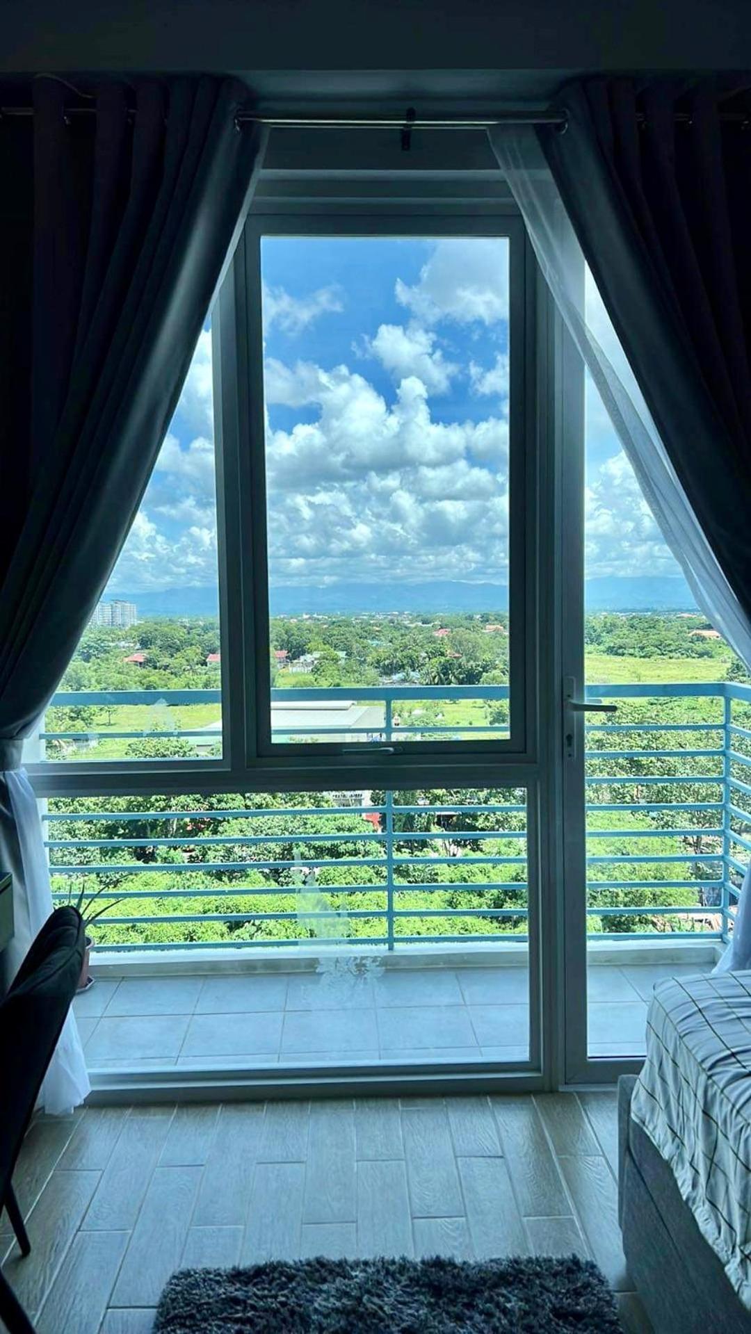 Deluxe Condo 2 Bedroom, 7Th Floor Room Bc In One Madison Tower 3, Megaworld Boulevard, Mandurriao Iloilo City, Philippines מראה חיצוני תמונה