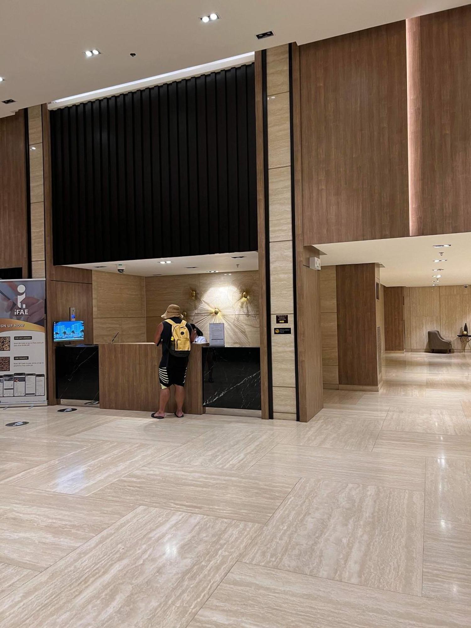 Deluxe Condo 2 Bedroom, 7Th Floor Room Bc In One Madison Tower 3, Megaworld Boulevard, Mandurriao Iloilo City, Philippines מראה חיצוני תמונה