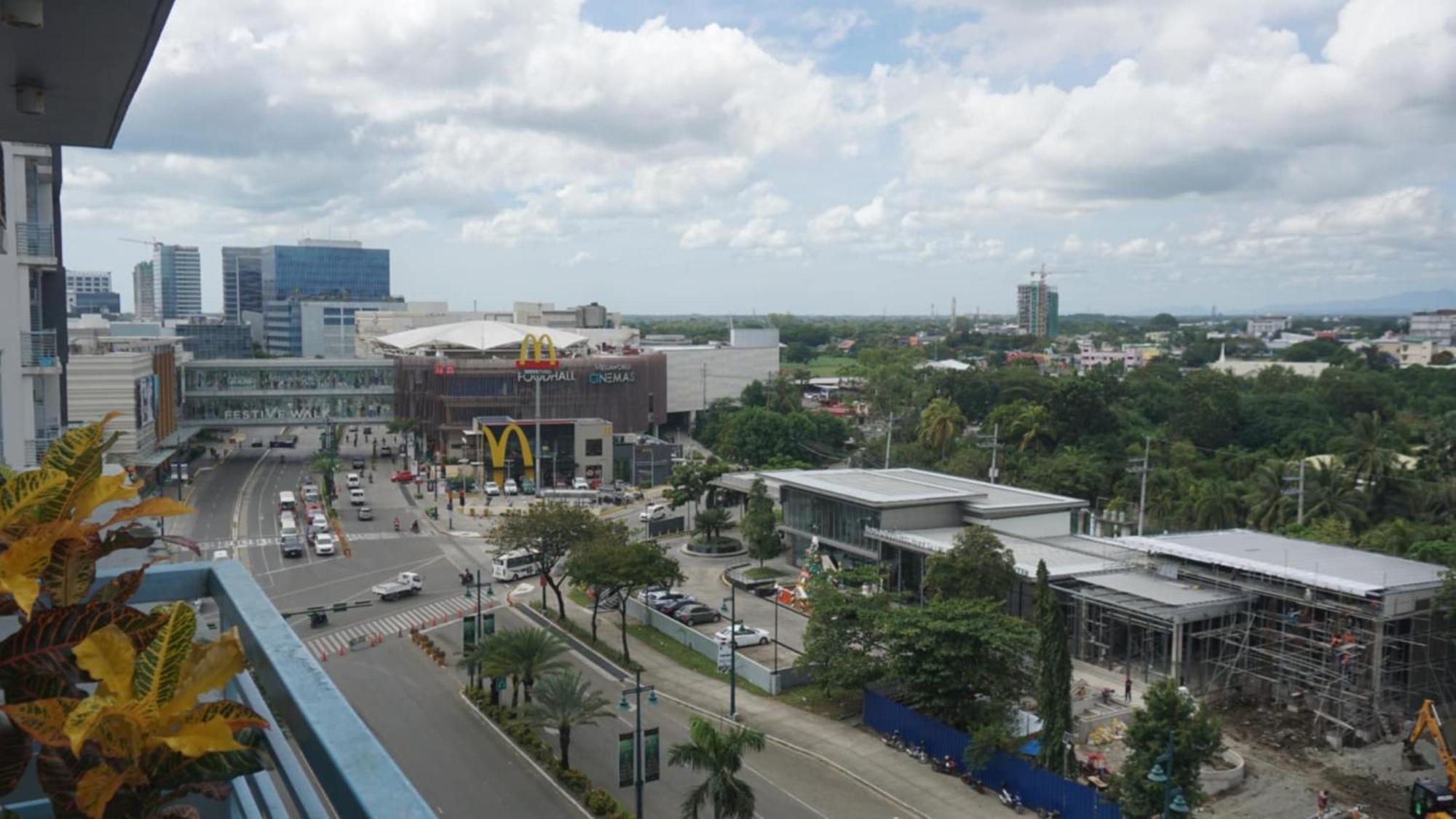 Deluxe Condo 2 Bedroom, 7Th Floor Room Bc In One Madison Tower 3, Megaworld Boulevard, Mandurriao Iloilo City, Philippines מראה חיצוני תמונה