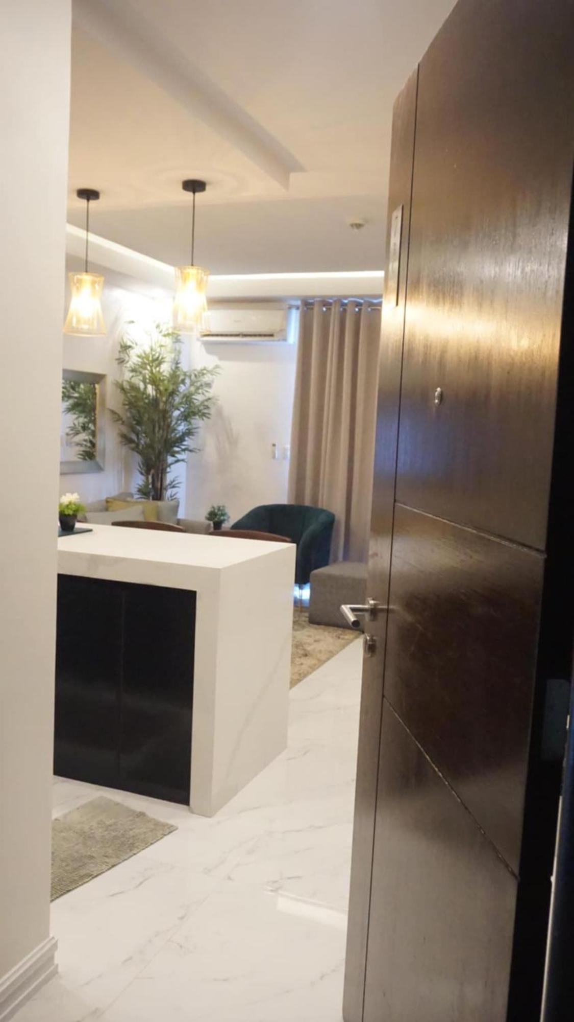 Deluxe Condo 2 Bedroom, 7Th Floor Room Bc In One Madison Tower 3, Megaworld Boulevard, Mandurriao Iloilo City, Philippines מראה חיצוני תמונה