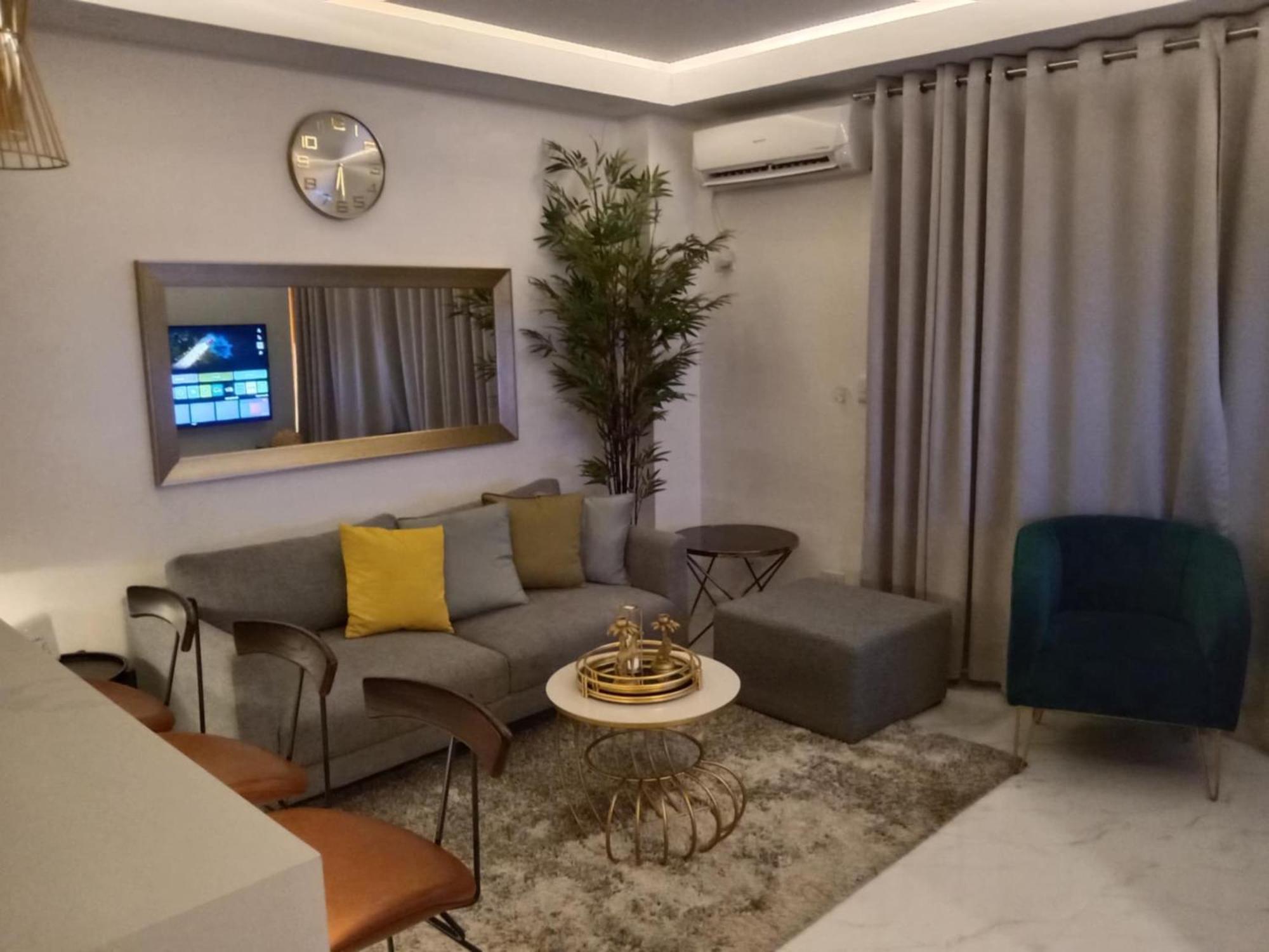 Deluxe Condo 2 Bedroom, 7Th Floor Room Bc In One Madison Tower 3, Megaworld Boulevard, Mandurriao Iloilo City, Philippines מראה חיצוני תמונה