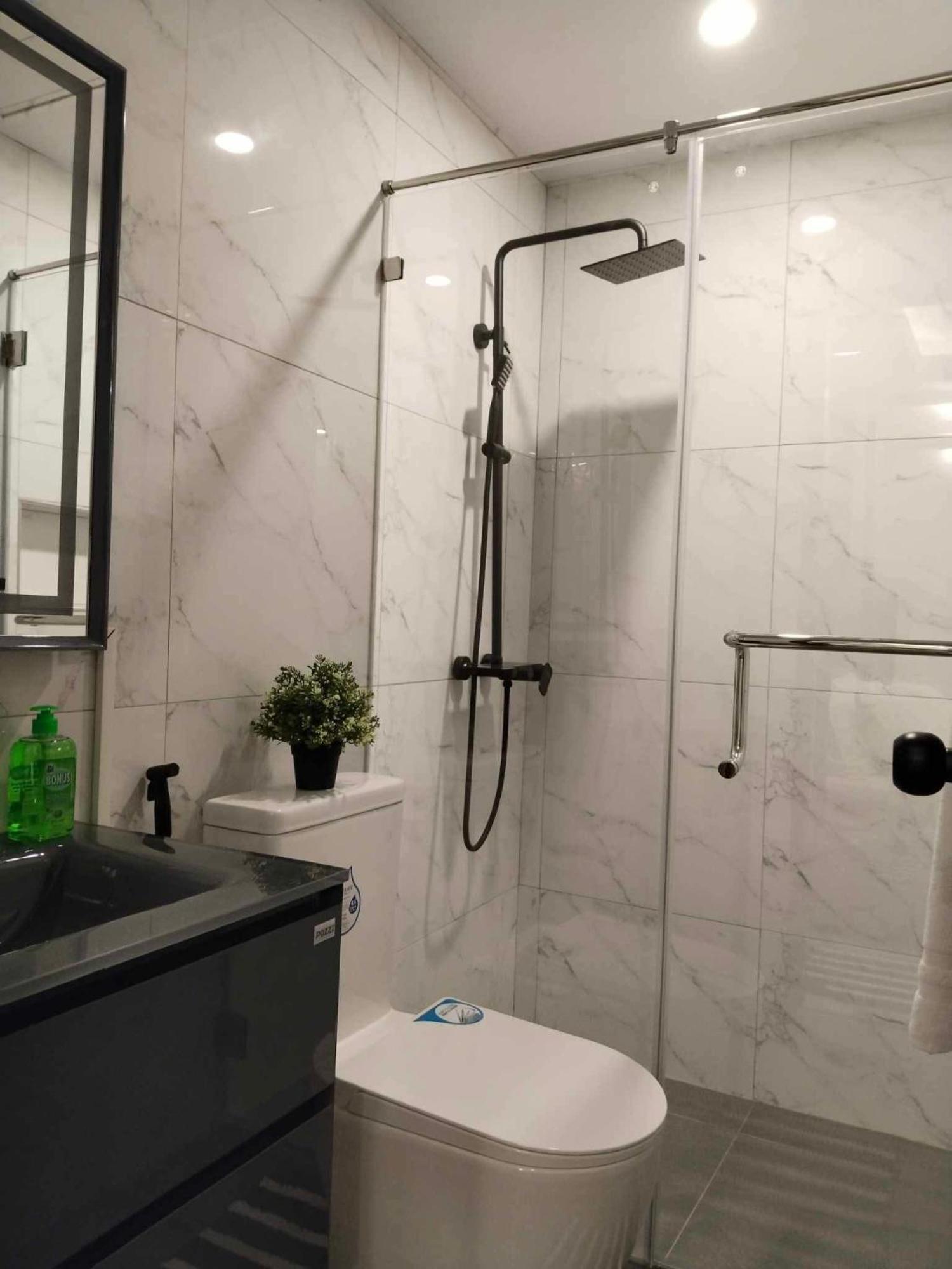 Deluxe Condo 2 Bedroom, 7Th Floor Room Bc In One Madison Tower 3, Megaworld Boulevard, Mandurriao Iloilo City, Philippines מראה חיצוני תמונה
